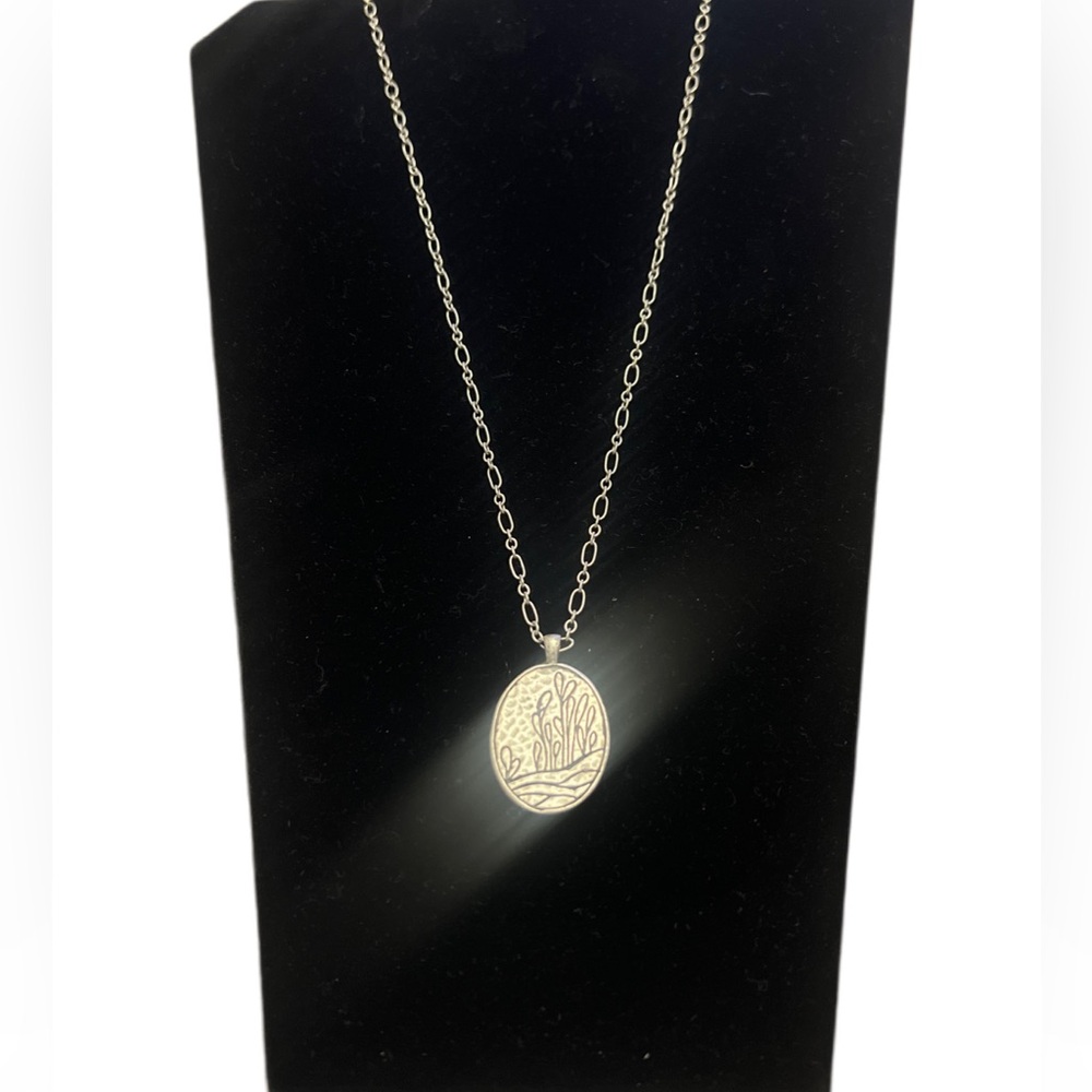 coldwater creek Silver Tone Boho Tranquility Pendant Necklace